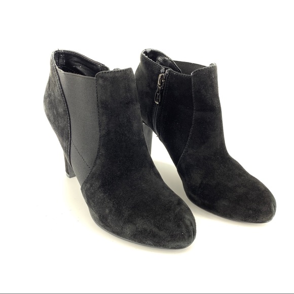 Tahari ‘Suzi’ Black Suede Bootie - Picture 3 of 8